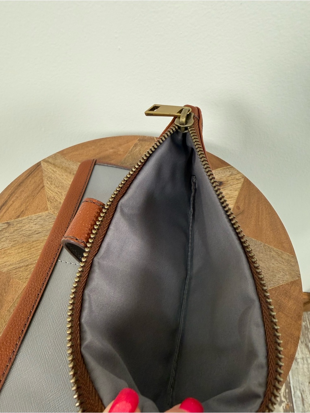 Fossil Lanie Clutch Wallet Medium Brown Leather Minimalist Vintage Inspired - Picture 4 of 5